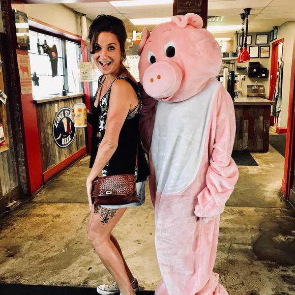 Meet your Posher, Tyler - Picture 1 of 1